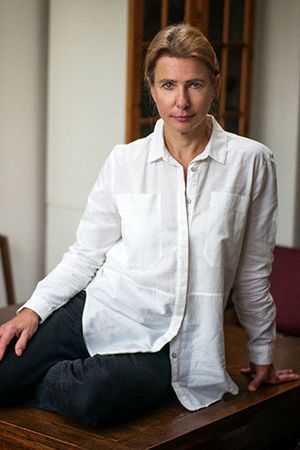 lionel shriver should we stay review
